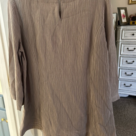 NWT Soft Surroundings Oceo Gauze SZ M Tunic Top Pebble Taupe - Picture 5 of 6